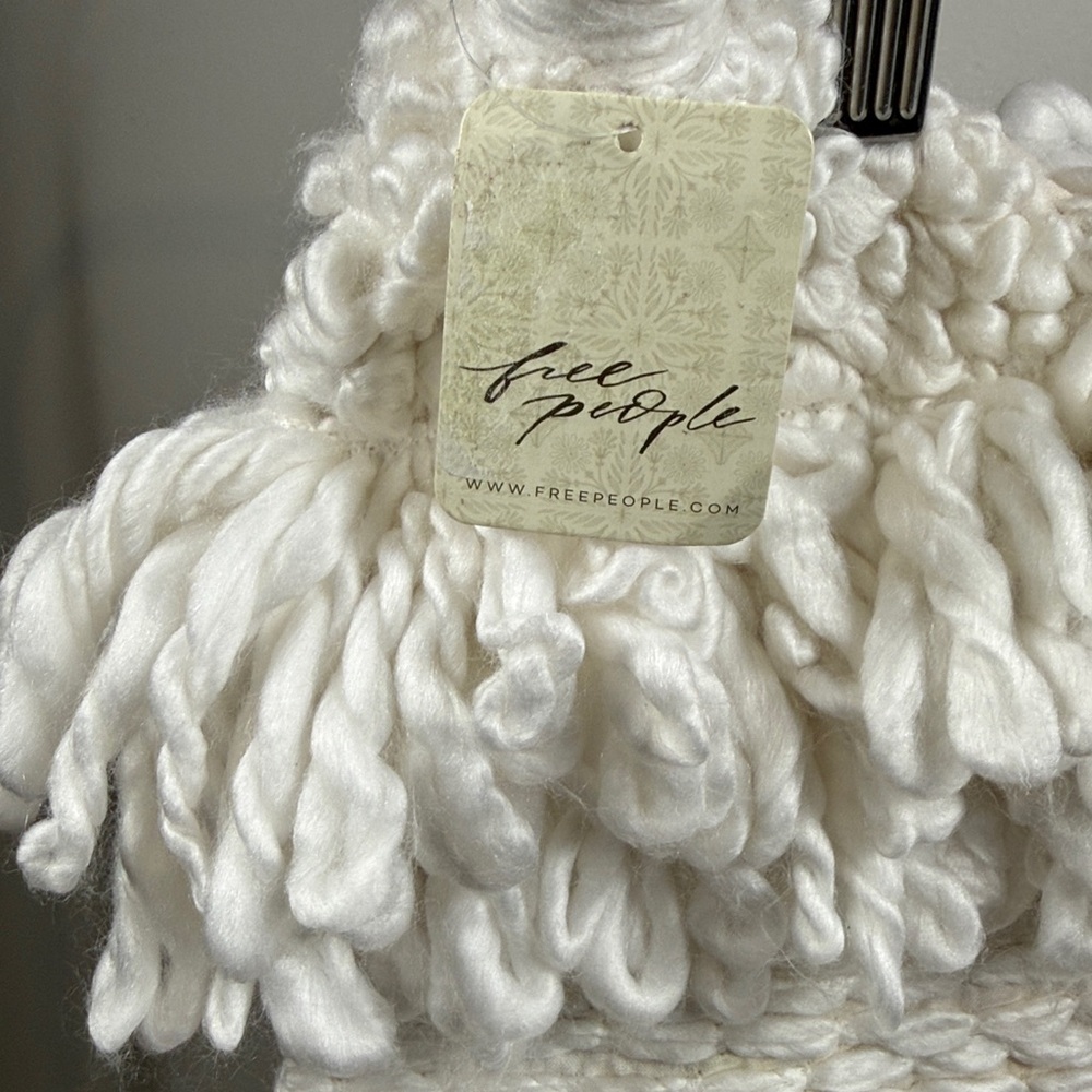 💠Free People Oslo Knit Tote - Picture 2 of 8